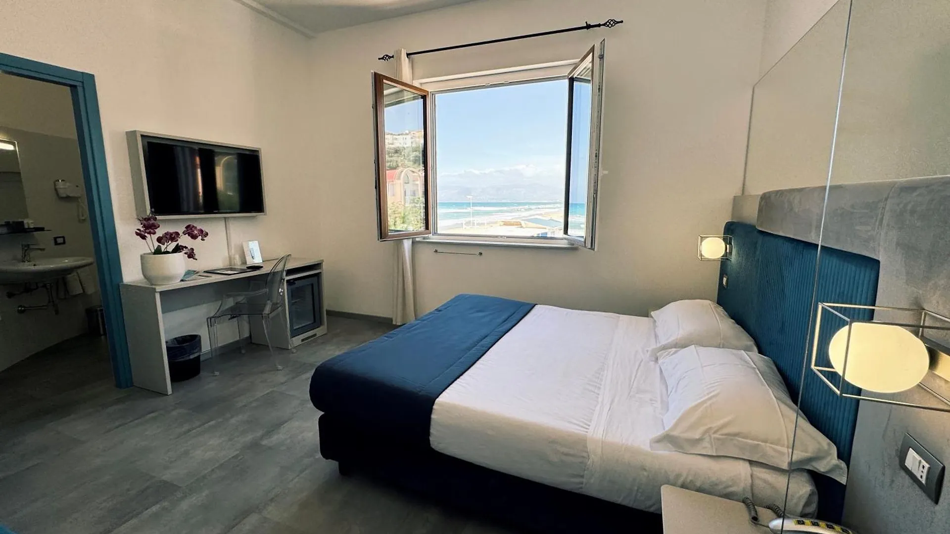 Hotel La Battigia Alcamo Marina 4*,  Italy